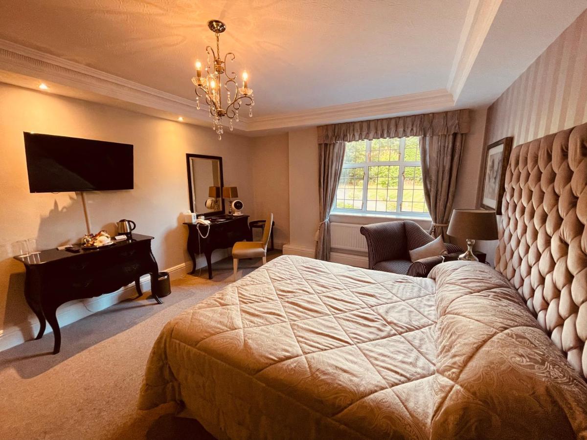 Nuthurst Grange & Restaurant 4*